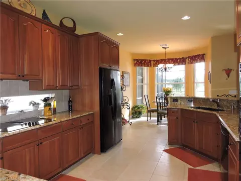 4794 Cerromar Dr, Naples, FL 34112 photo 5