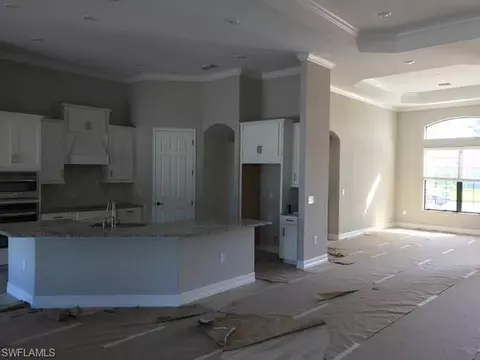 9461 Carmini Ct, Naples, FL 34114 photo 5