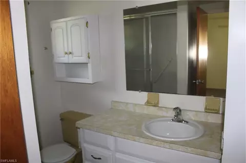 520 Nottingham Dr, Naples, FL 34109 photo 9