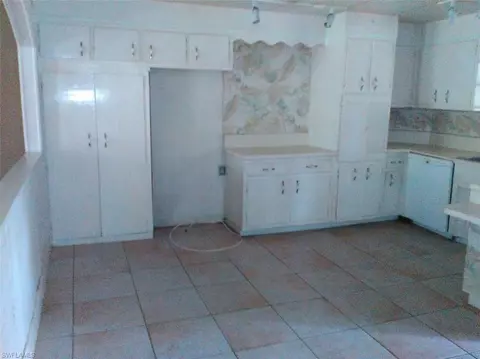 5210 Johns St, Naples, FL 34113 photo 5