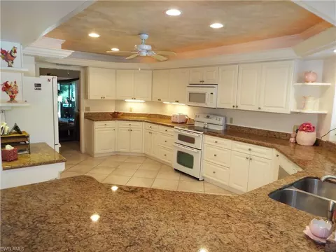 12787 Coco Plum Ln, Naples, FL 34119 photo 11