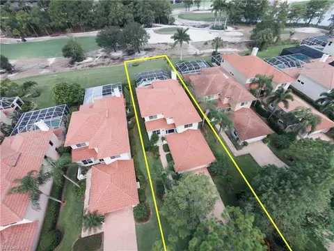 264 Edgemere Way E, Naples, FL 34105 photo 2