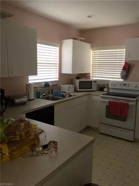 5205 Broward St, Naples, FL 34113 photo 4