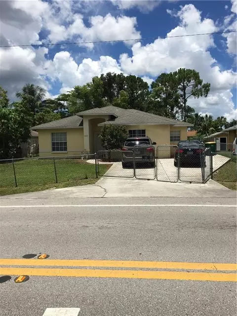 5205 Broward St, Naples, FL 34113 photo 1