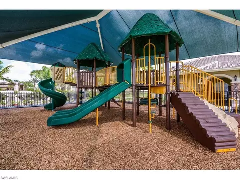 3474 Pacific Dr, Naples, FL 34119 photo 23