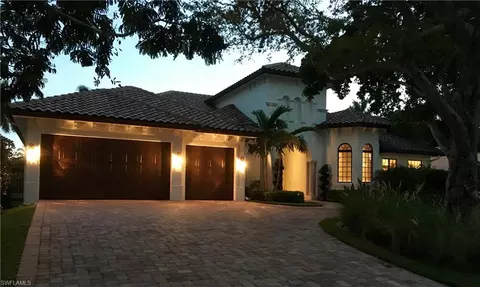 540 Regatta Rd, Naples, FL 34103 photo 4