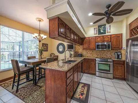 53 Johnnycake Dr, Naples, FL 34110 photo 4