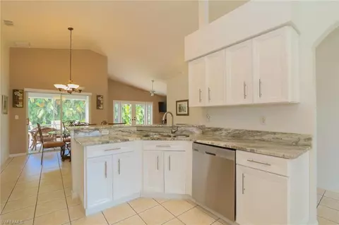 21698 Brixham Run Loop, Estero, FL 33928 photo 4