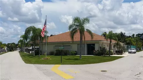 20160 Cherry Tree Ln, Estero, FL 33928 photo 4