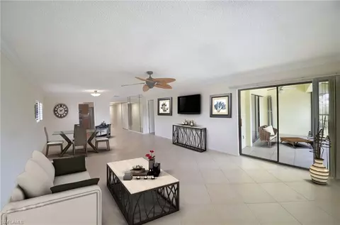 825 Ketch Dr #303, Naples, FL 34103 photo 5