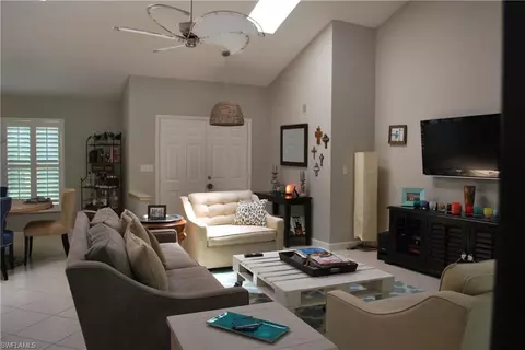 2018 Duke Dr, Naples, FL 34110 photo 2