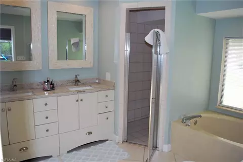 2018 Duke Dr, Naples, FL 34110 photo 10