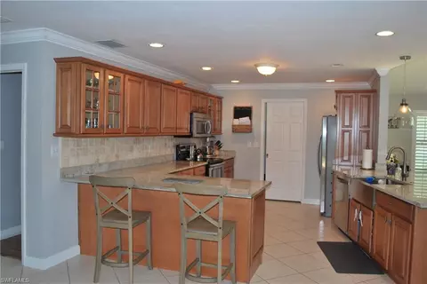 2018 Duke Dr, Naples, FL 34110 photo 4