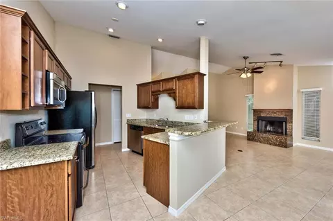1300 Rordon Ave, Naples, FL 34103 photo 9