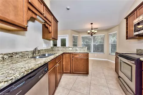 1300 Rordon Ave, Naples, FL 34103 photo 8