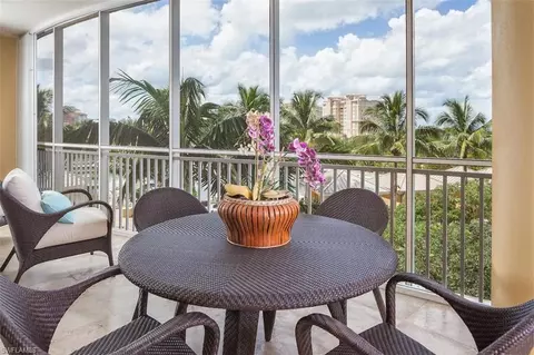 13675 Vanderbilt Dr #409, Naples, FL 34110 photo 13