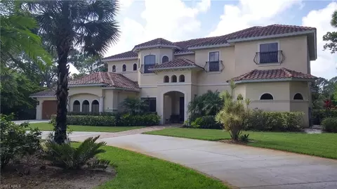 74 Myrtle Rd, Naples, FL 34108 photo 2