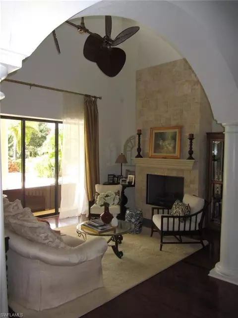 74 Myrtle Rd, Naples, FL 34108 photo 4