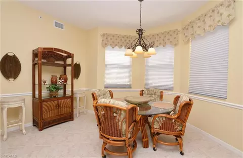460 Launch Cir #301, Naples, FL 34108 photo 6