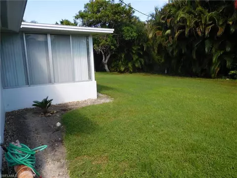 693 103rd Ave N, Naples, FL 34108 photo 14