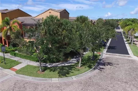 9081 Albion Ln S #6505, Naples, FL 34113 photo 2