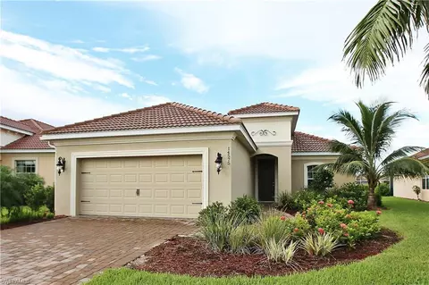 14575 Grapevine Dr, Naples, FL 34114 photo 1