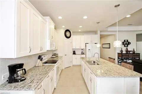 14575 Grapevine Dr, Naples, FL 34114 photo 8