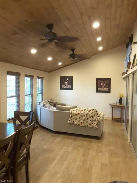 4630 Outer Dr, Naples, FL 34112 photo 4