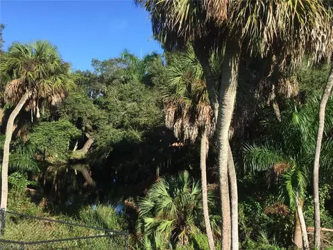 9260 Estero River Cir, Estero, FL 33928 photo 6