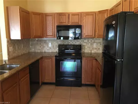 822 97th Ave N, Naples, FL 34108 photo 5