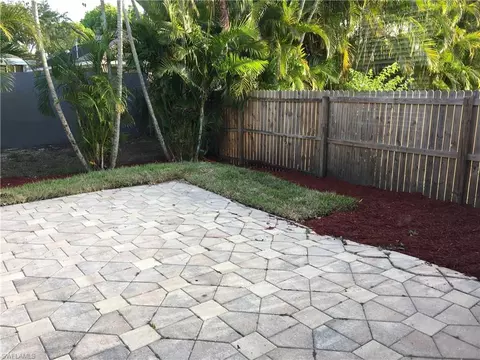 822 97th Ave N, Naples, FL 34108 photo 18