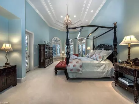 2572 Escada Dr, Naples, FL 34109 photo 15
