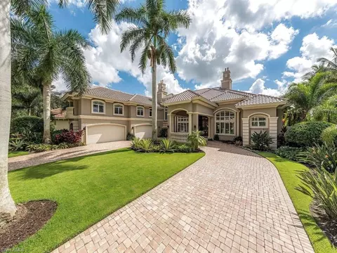 2572 Escada Dr, Naples, FL 34109 photo 1