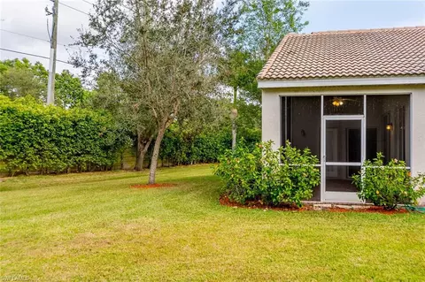 287 Glen Eagle Cir, Naples, FL 34104 photo 21