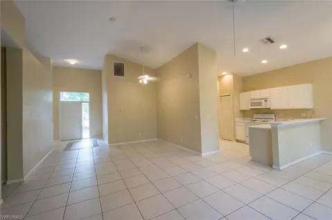 287 Glen Eagle Cir, Naples, FL 34104 photo 7
