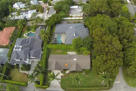 85 6th St N, Naples, FL 34102 photo 20