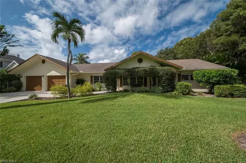 85 6th St N, Naples, FL 34102 photo 2