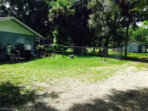 4330 Pine Ridge Rd, Naples, FL 34119 photo 4