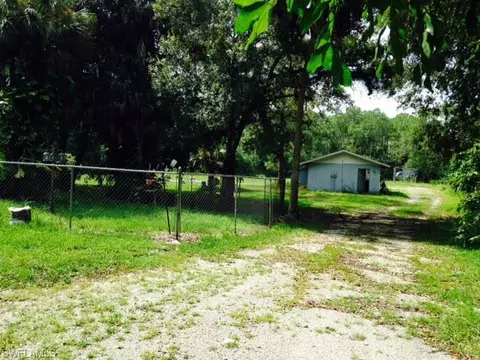 4330 Pine Ridge Rd, Naples, FL 34119 photo 3
