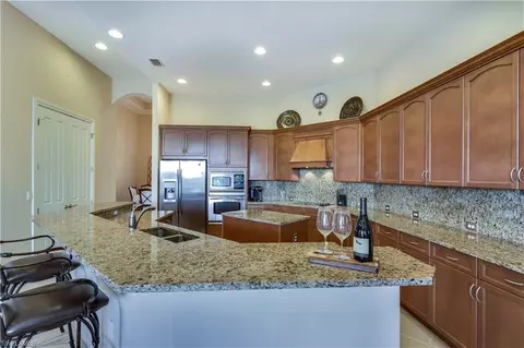19836 Markward Crcs Crcs, Estero, FL 33928 photo 8