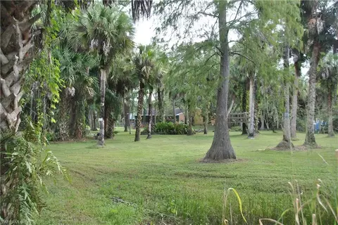 421 15th St NW, Naples, FL 34120 photo 6