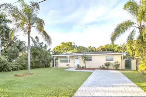 1229 Rordon Ave, Naples, FL 34103 photo 1