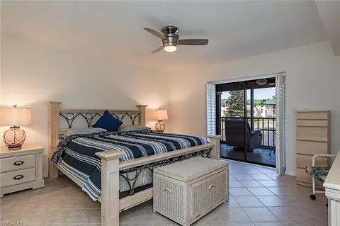 855 Ketch Dr #207, Naples, FL 34103 photo 8