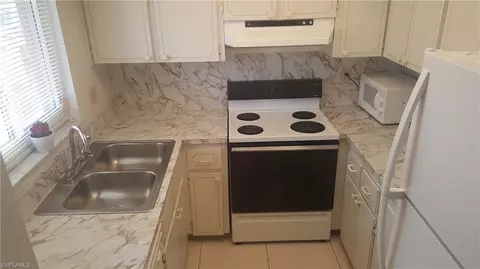 175 Palm Dr #B, Naples, FL 34112 photo 5