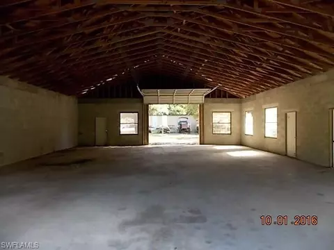 480 Logan Blvd N, Naples, FL 34119 photo 5
