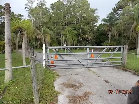 480 Logan Blvd N, Naples, FL 34119 photo 4