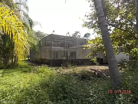 480 Logan Blvd N, Naples, FL 34119 photo 2
