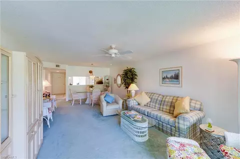 3695 Amberly Cir #E202, Naples, FL 34112 photo 2