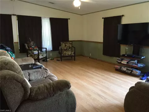 504 Bowden Rd, Clewiston, FL 33440 photo 3