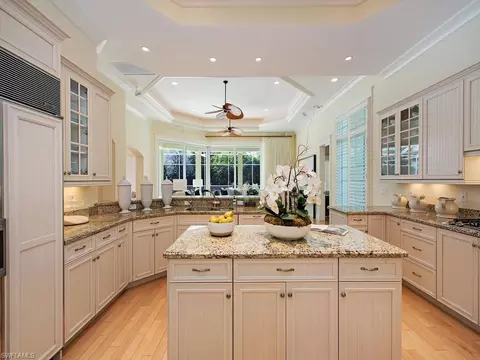 140 7th Ave N, Naples, FL 34102 photo 6